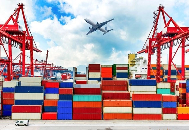 Thuế nhập khẩu và thuế xuất khẩu: Những điểm cần lưu ý khi kinh doanh quốc tế